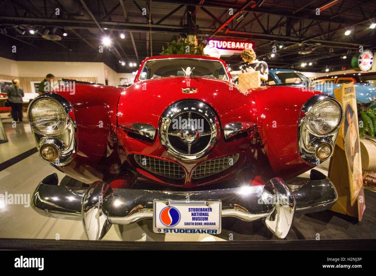 Cars on display inside Studebaker National Museum in South Bend Stock ...