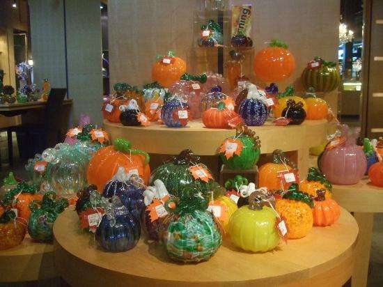 Glass work on sale! Pumpkins for Hallowe