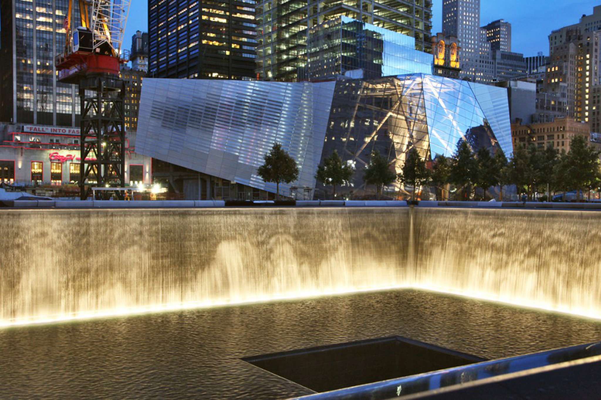 Guide to 9/11 Memorial and Museum including anniversary events