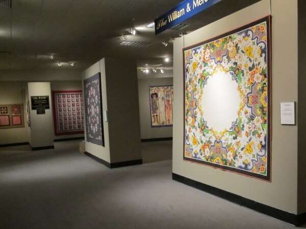 Learning Quilting at the National Quilt Museum in Kentucky