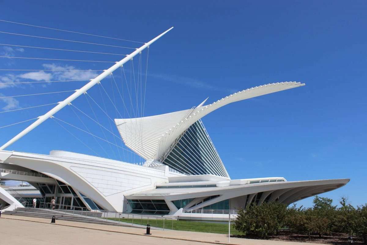 Modern Milwaukee Art Museum by Santiago Calatrava