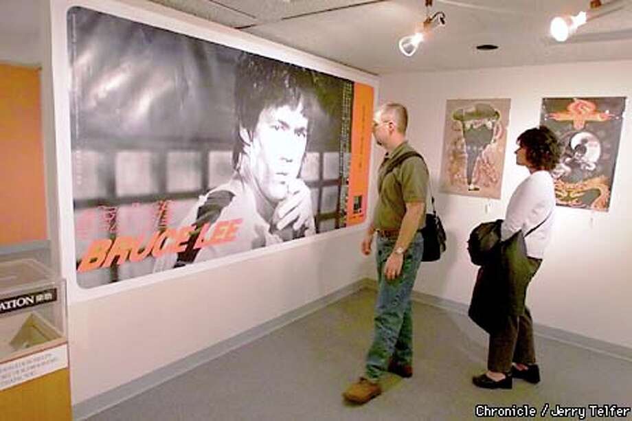 Museum Puts Hero Bruce Lee in Focus / Exhibition highlights his private ...