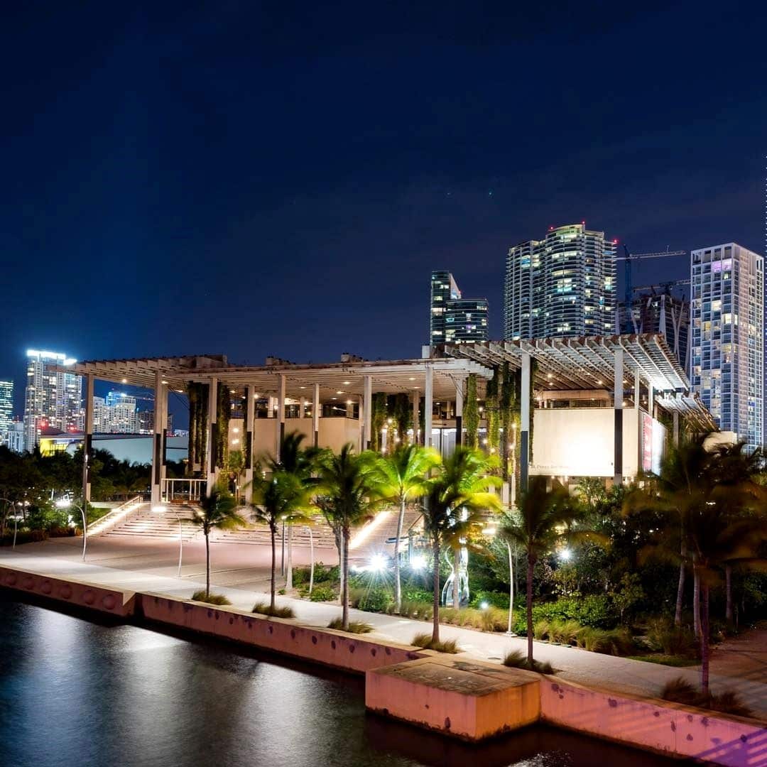 " One of my favorite buildings in #Miami. The Perez Art Museum #Miami ...