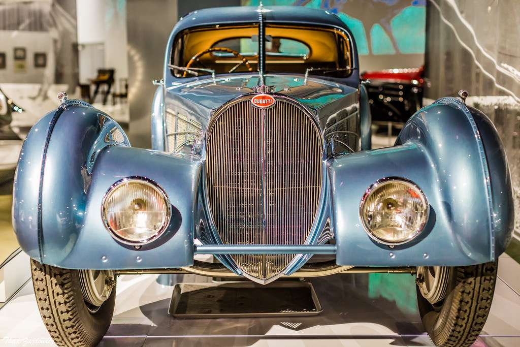 Petersen Automotive Museum in Los Angeles, California ...