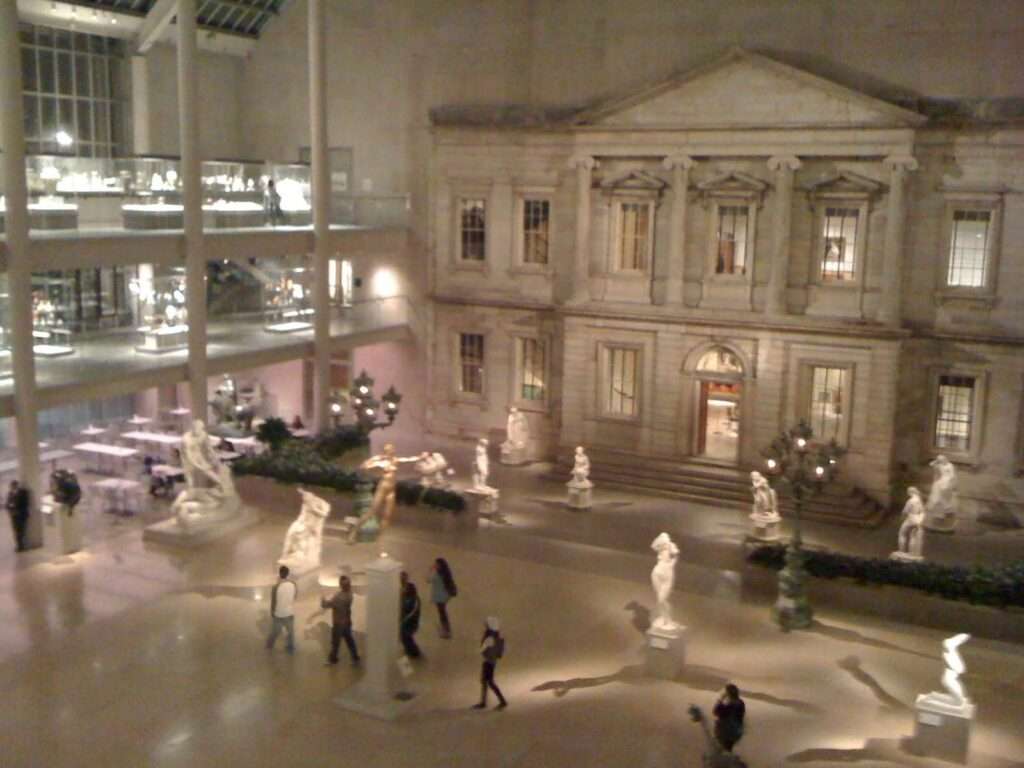 The Metropolitan Museum of Art: 150 Years of History on ...