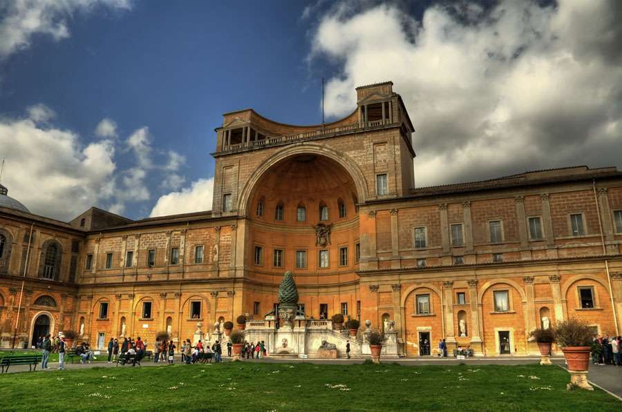 Vatican Museum, One of The Oldest Museums in The World ...